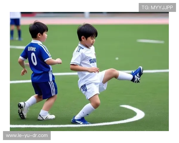 阿贾克斯足球俱乐部：从青训摇篮到豪门之路的辉煌与挑战